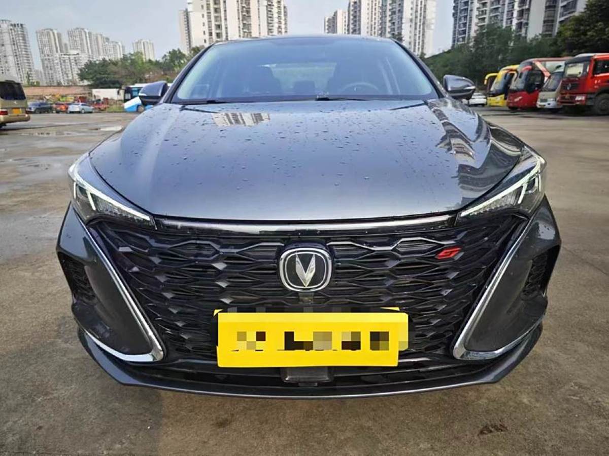 長(zhǎng)安 逸動(dòng)  2021款 PLUS 藍(lán)鯨NE 1.4T GDI DCT旗艦型圖片