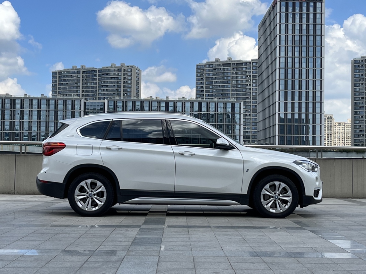 宝马 宝马X1新能源  2019款 xDrive25Le 里程升级版图片