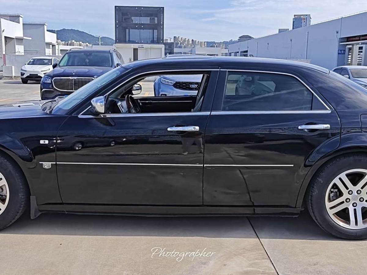 克萊斯勒 300C  2007款 2.7L 商務(wù)版圖片