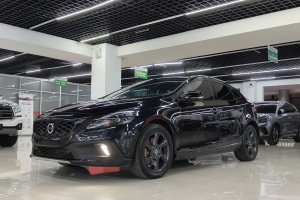 V40 沃尔沃 Cross Country T5 AWD 智雅版