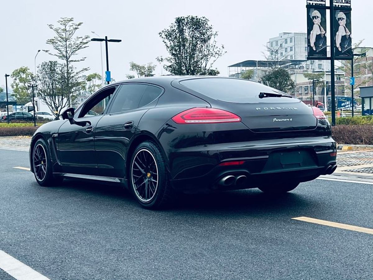 保時(shí)捷 Panamera  2014款 Panamera 4 3.0T圖片