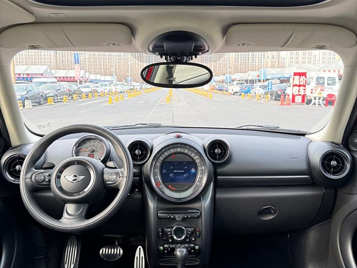 MINI COUNTRYMAN  2015款 1.6T COOPER S ALL4 極致暗夜版圖片