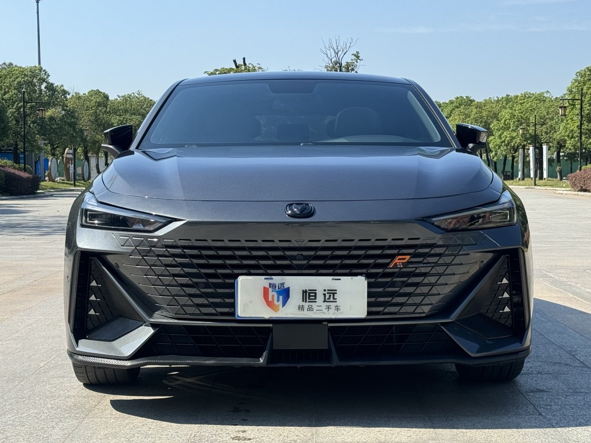 長(zhǎng)安 長(zhǎng)安UNI-V  2022款 1.5T 尊貴型圖片