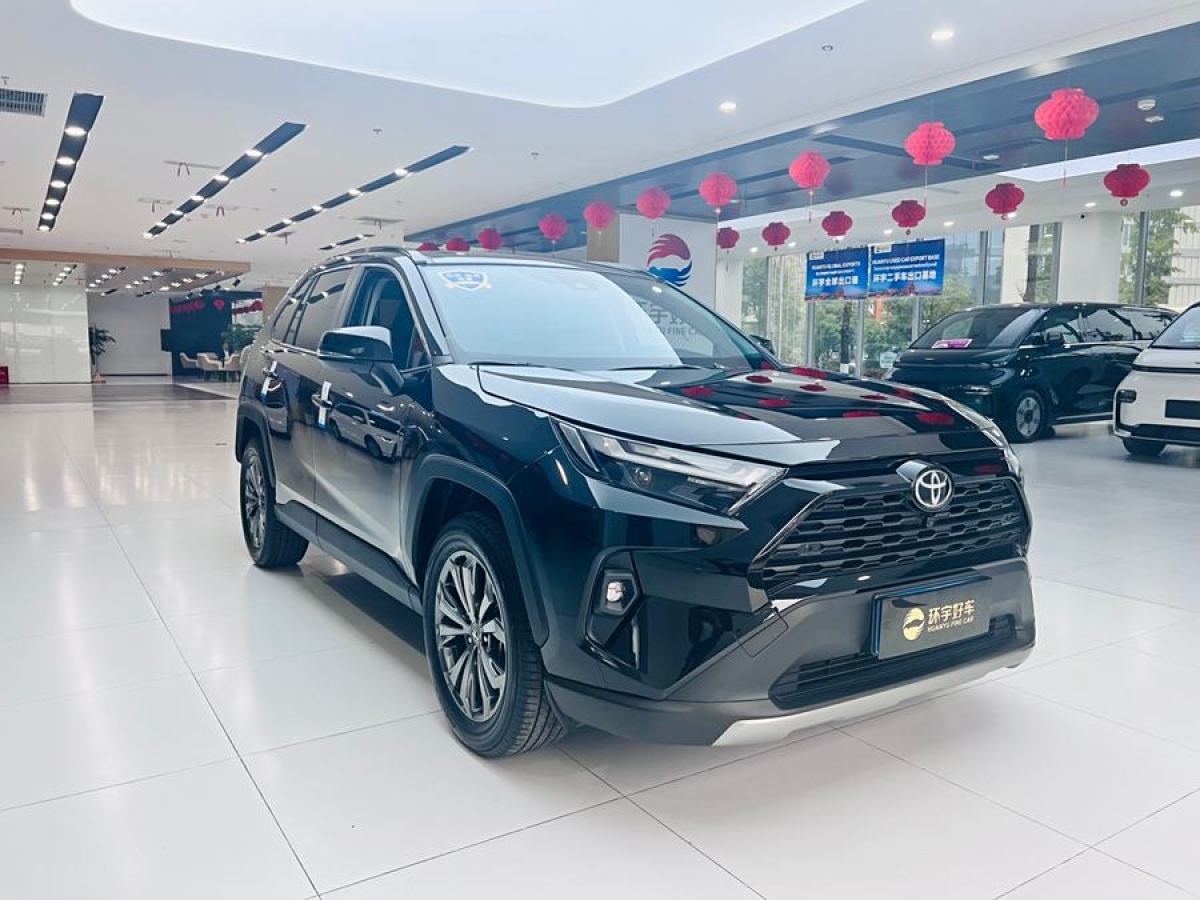 2023年5月豐田 RAV4榮放  2023款 2.0L CVT兩驅(qū)風(fēng)尚Plus版