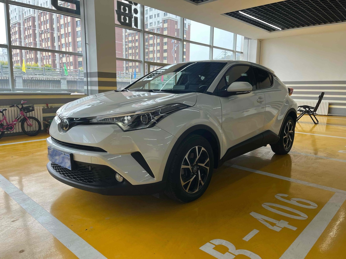 2019年5月豐田 C-HR  2018款 2.0L 領(lǐng)先版 國V