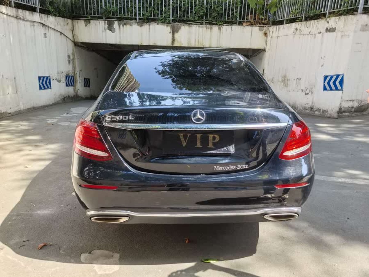 奔馳 奔馳E級(jí)  2020款 改款 E 260 L圖片