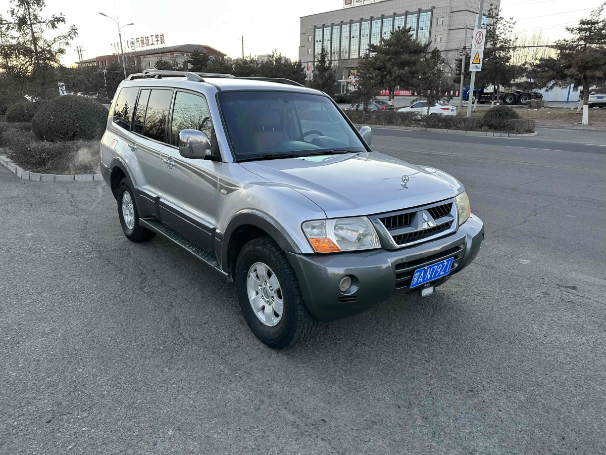 三菱 帕杰羅  2008款 V73 3.0L MT GL圖片