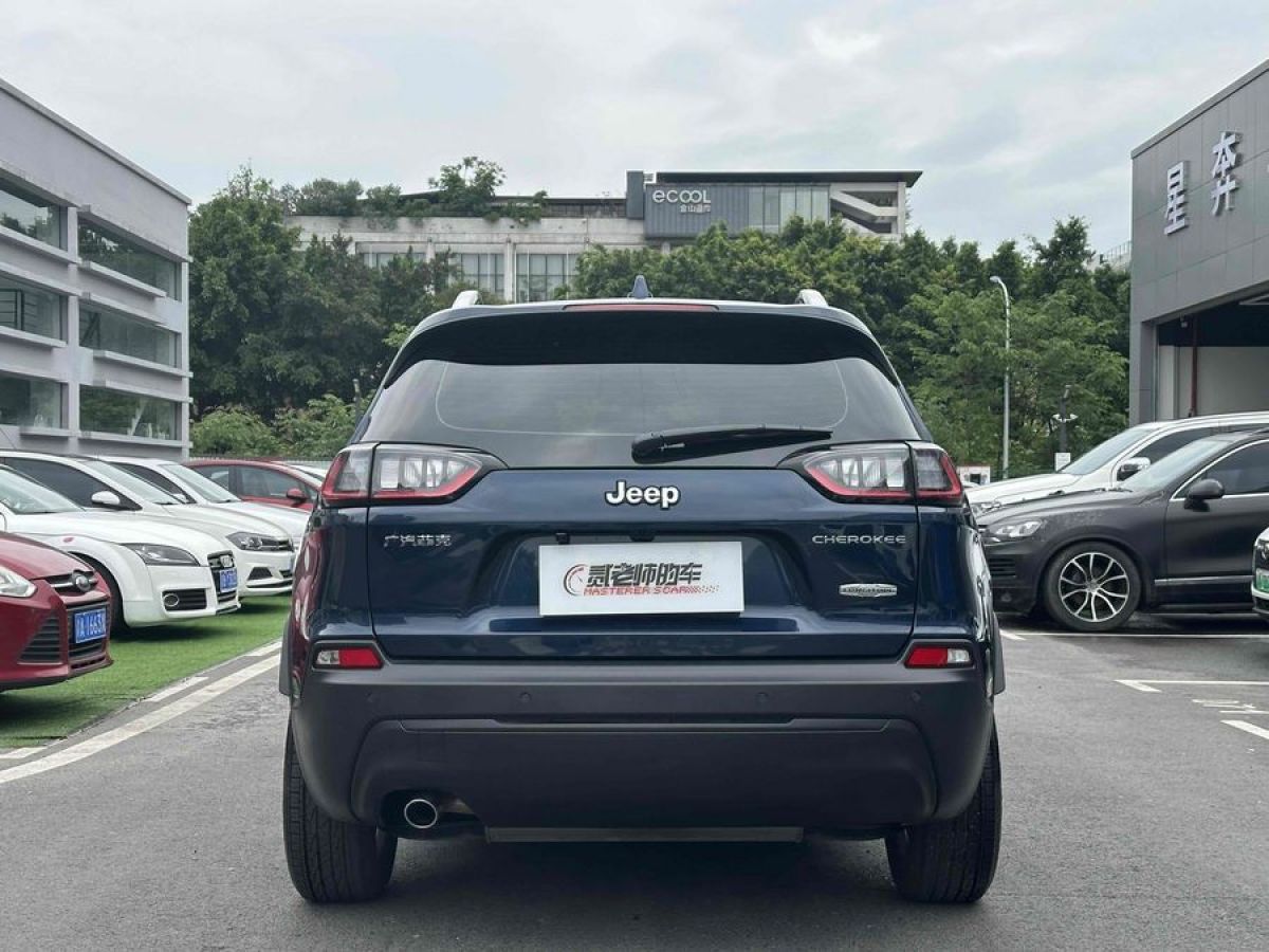 Jeep 自由光  2019款 2.0L 两驱优享版 国VI图片