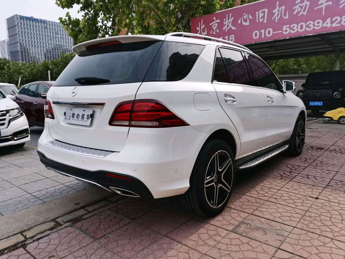 奔馳 奔馳GLE  2017款 GLE 320 4MATIC 豪華型圖片