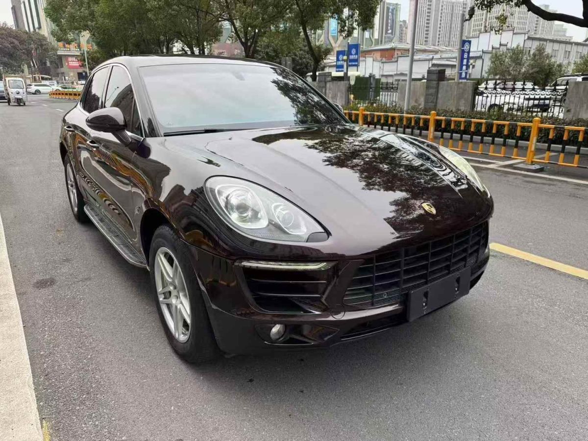 2016年3月保時(shí)捷 Macan  2016款 Macan 2.0T