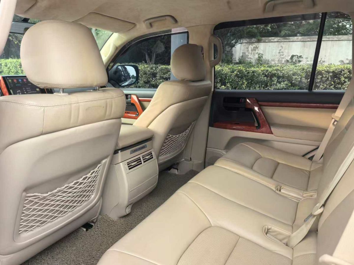 豐田 蘭德酷路澤  2018款 5.7L VX-R 12氣 底升(中東版)圖片