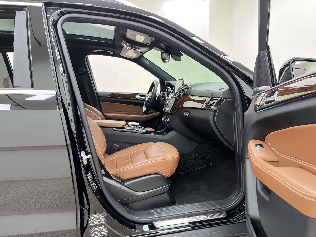奔馳 奔馳GLS  2021款 改款 GLS 450 4MATIC 豪華型圖片