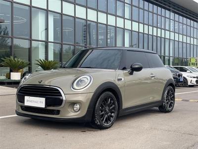 2019年2月 MINI COUNTRYMAN 1.5T COOPER 經(jīng)典派圖片