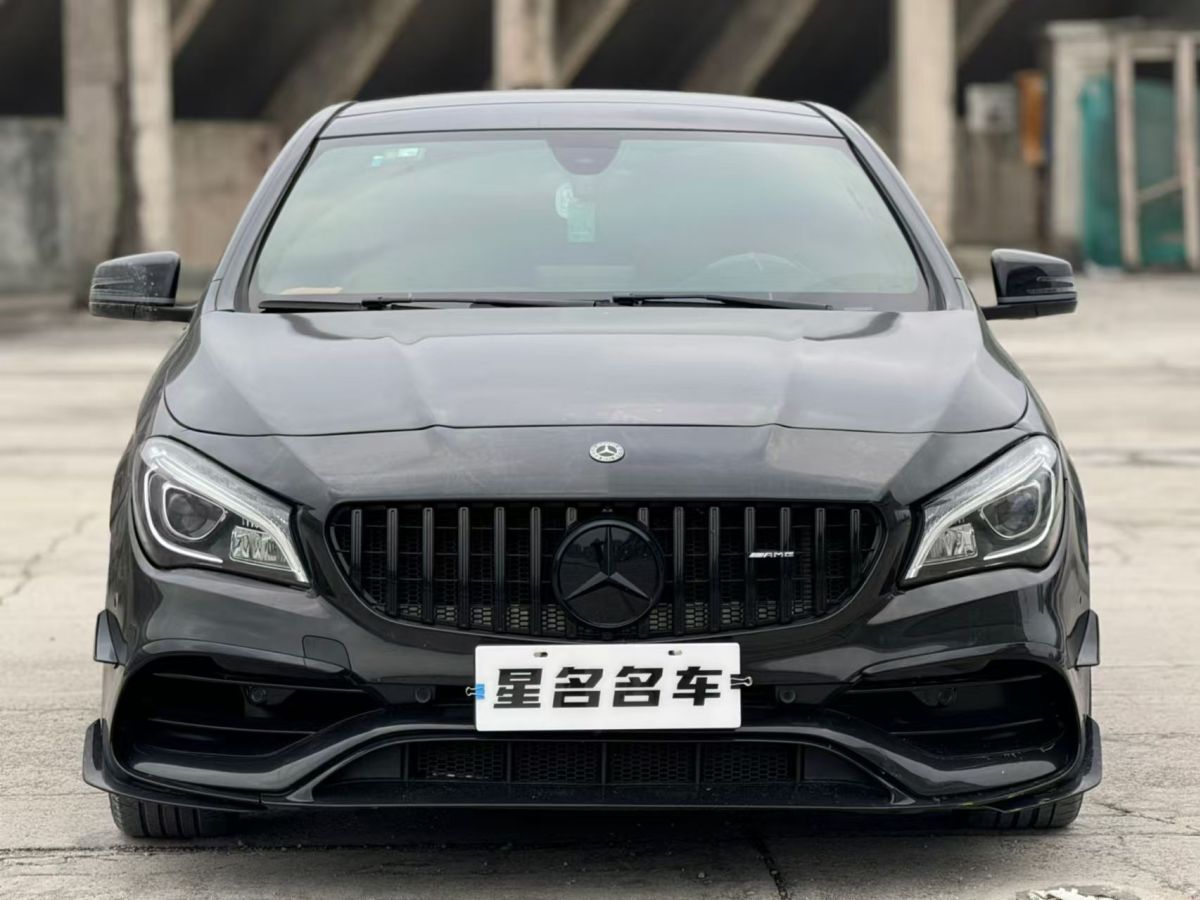 奔馳 奔馳CLA級  2017款 CLA 220 4MATIC 極地限量版圖片