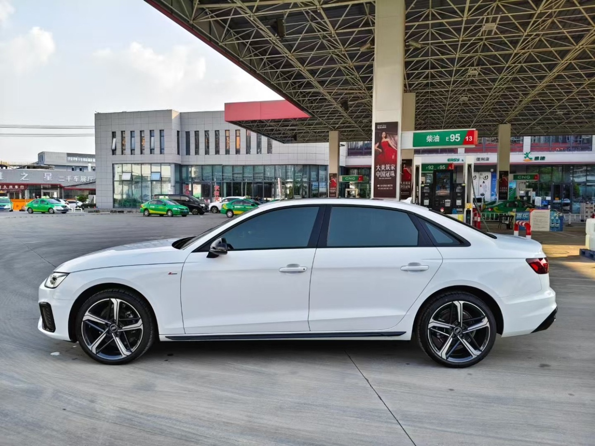 奧迪 奧迪A4L  2023款 40 TFSI 時尚動感型圖片