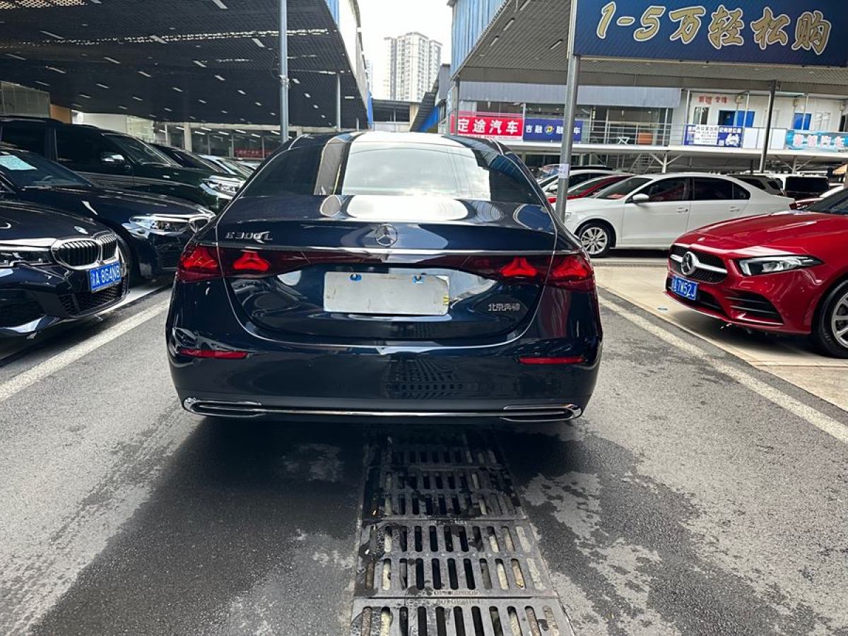 奔馳 奔馳E級(jí)  2024款 E 300 L 時(shí)尚型圖片