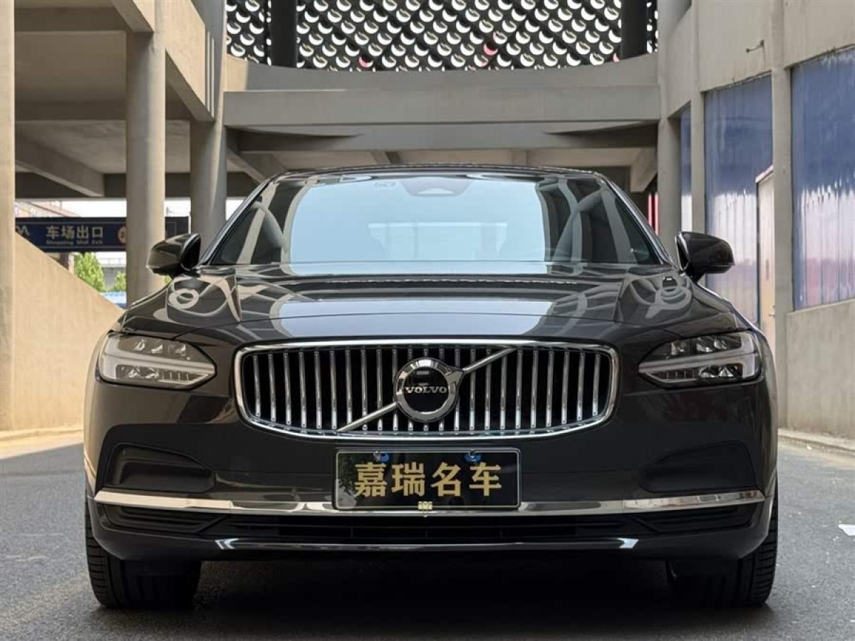 沃爾沃 S90  2022款 B5 智遠(yuǎn)豪華版圖片