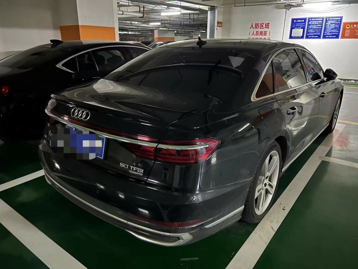 奧迪 奧迪A8  2022款 A8L Horch創(chuàng)始人版 傳奇型圖片
