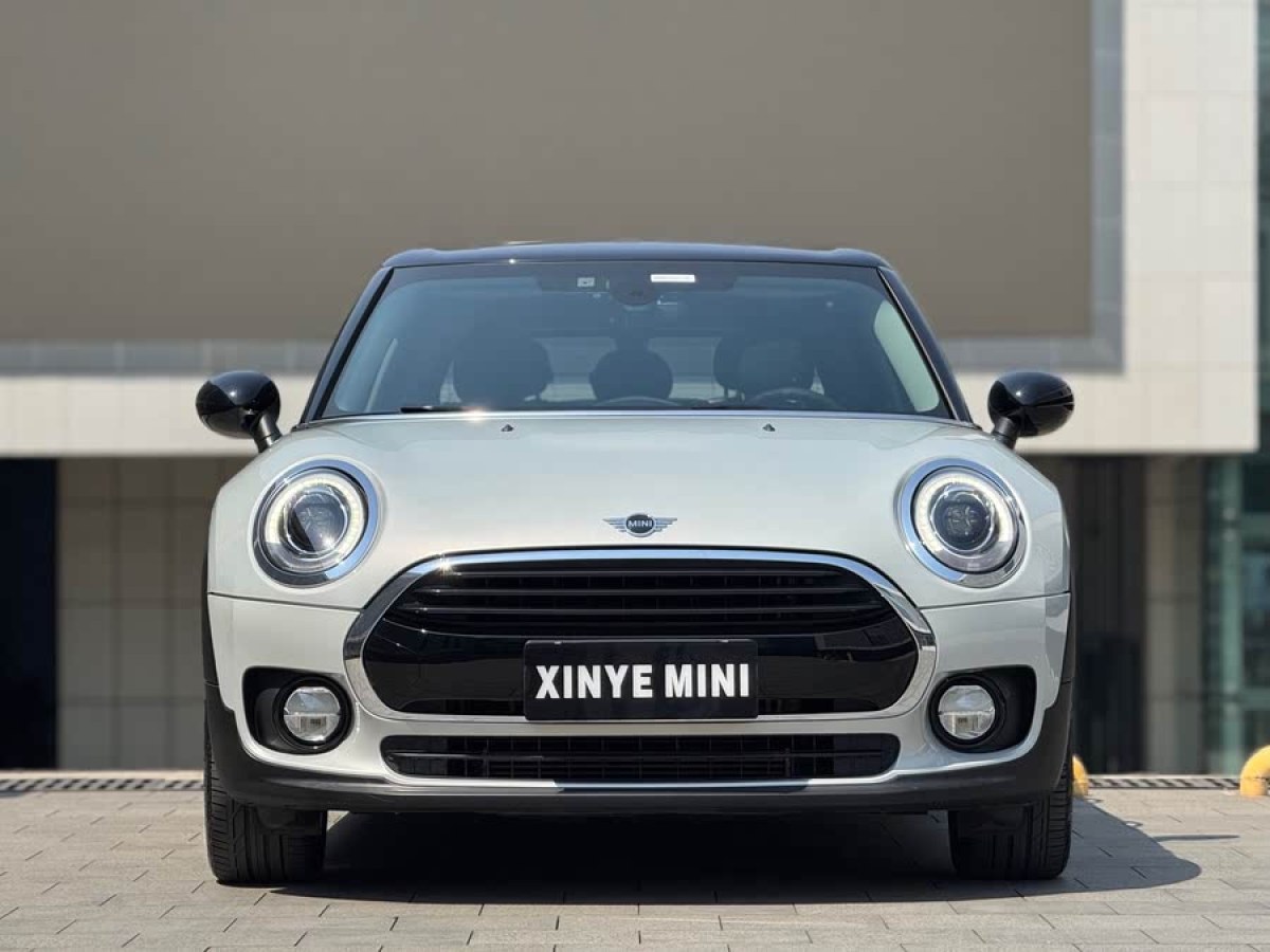 MINI CLUBMAN  2018款 1.5T COOPER 經(jīng)典派圖片