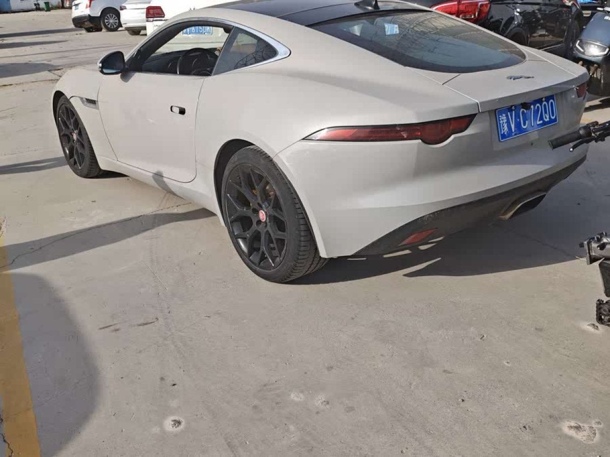 捷豹 F-TYPE  2019款 2.0T 硬頂版圖片