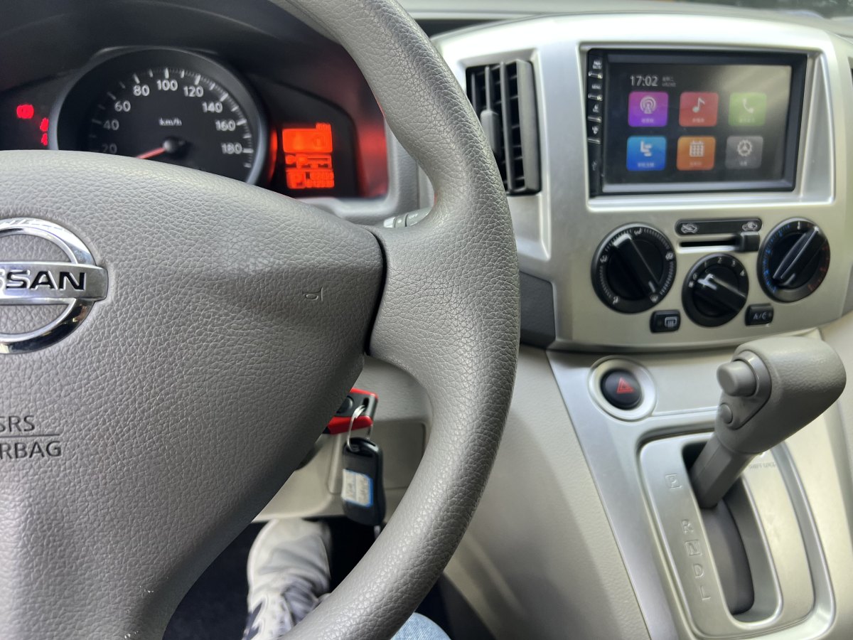 日產(chǎn) NV200  2018款 1.6L CVT豪華型圖片