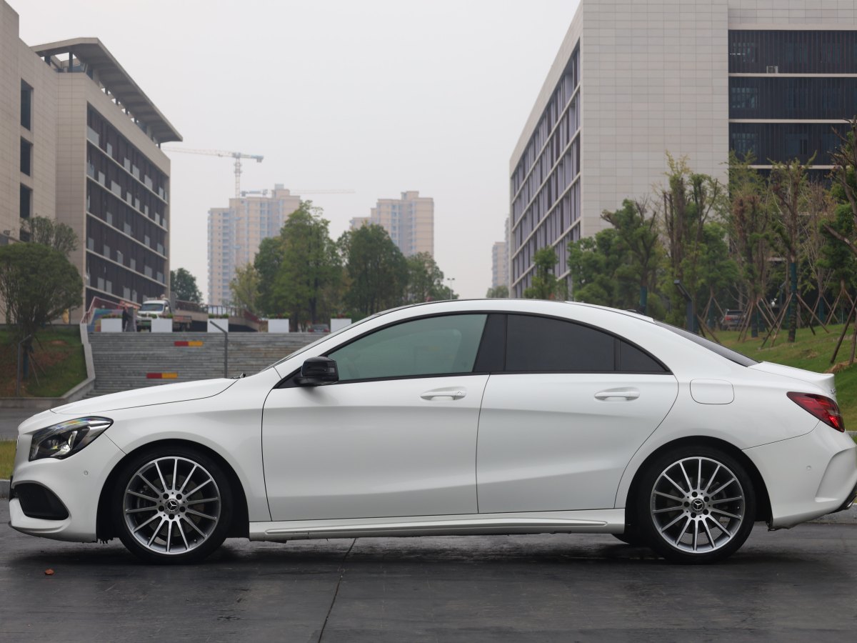 2018年4月奔馳 奔馳CLA級  2018款 CLA 220 4MATIC