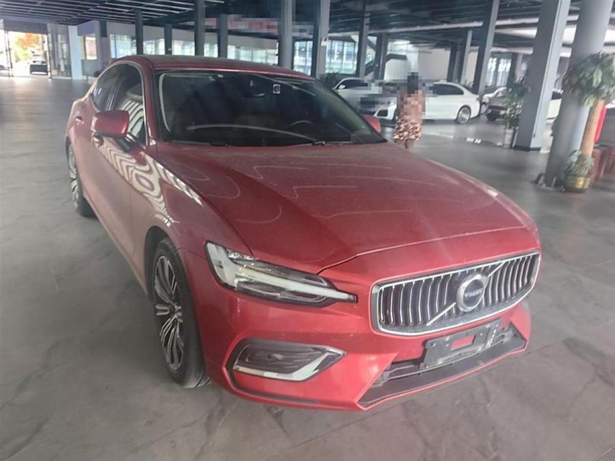 沃爾沃 S60L  2022款 B4 智遠(yuǎn)豪華版圖片