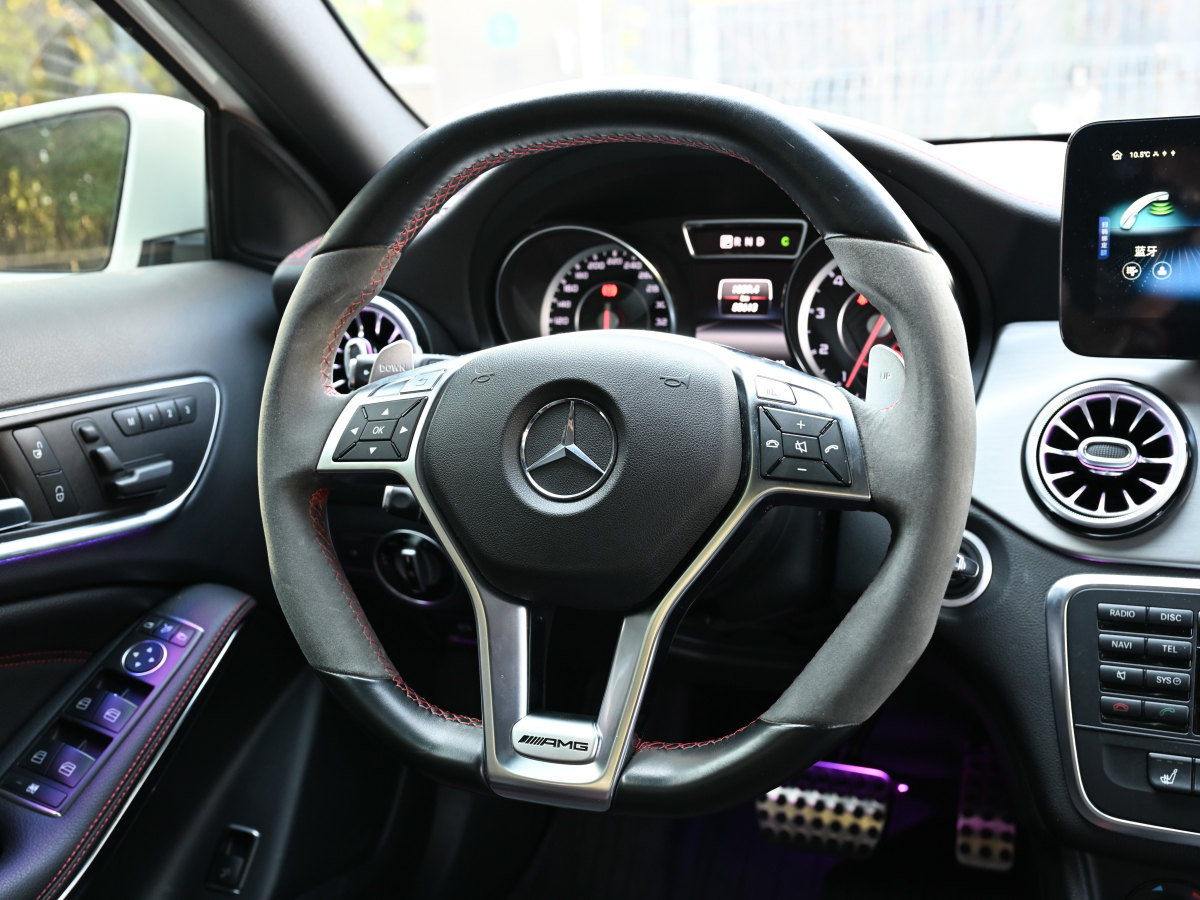 奔馳 奔馳GLA AMG  2015款 AMG GLA 45 4MATIC圖片