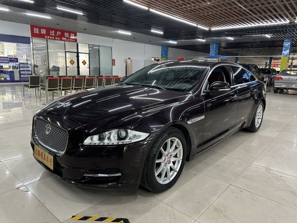 捷豹 XJ  2014款 XJL 2.0T 两驱典雅商务版