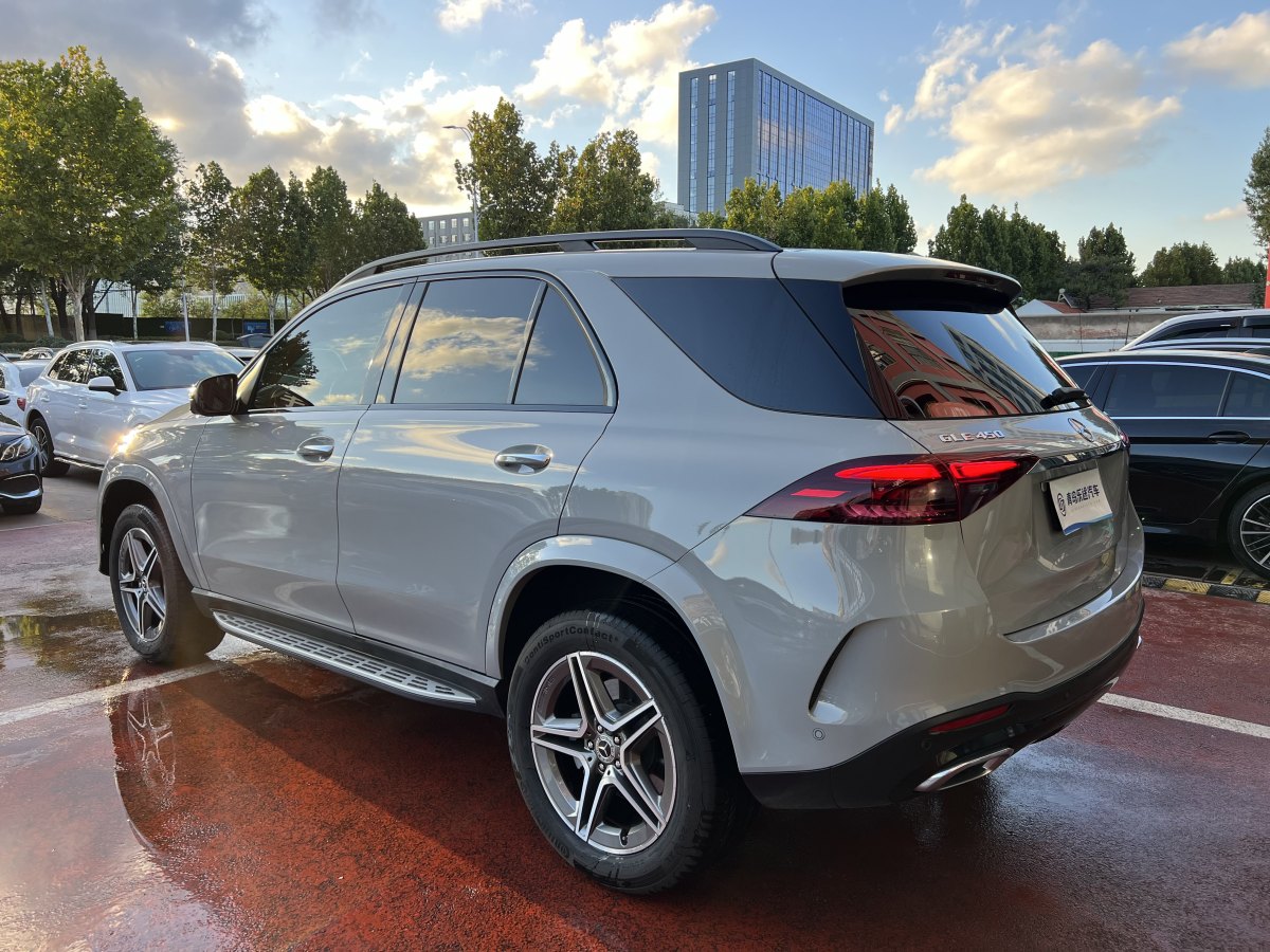 奔馳 奔馳GLE  2023款 GLE 450 4MATIC 時尚型圖片