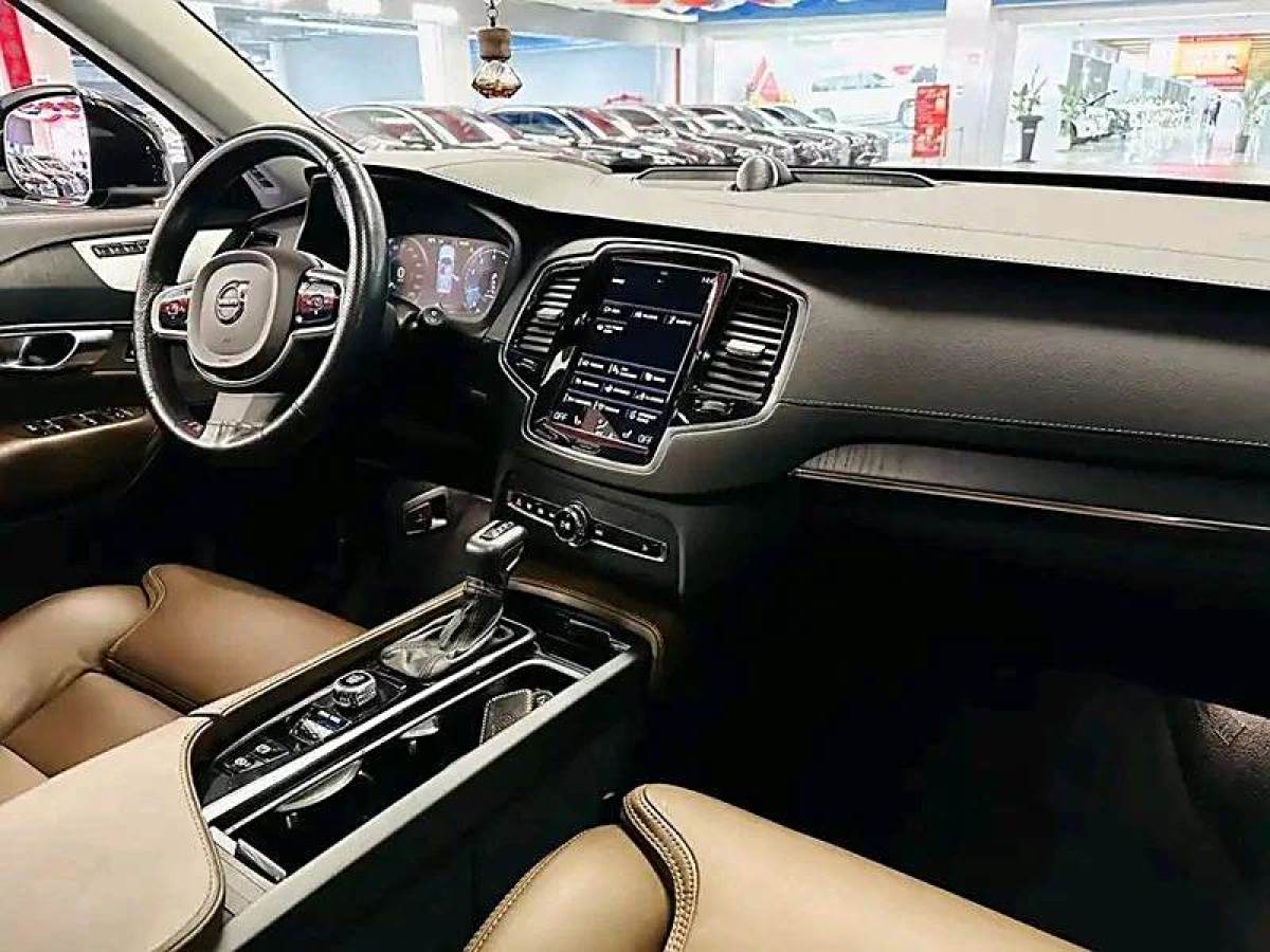 沃爾沃 XC90  2020款 改款 T6 智逸豪華版 7座圖片