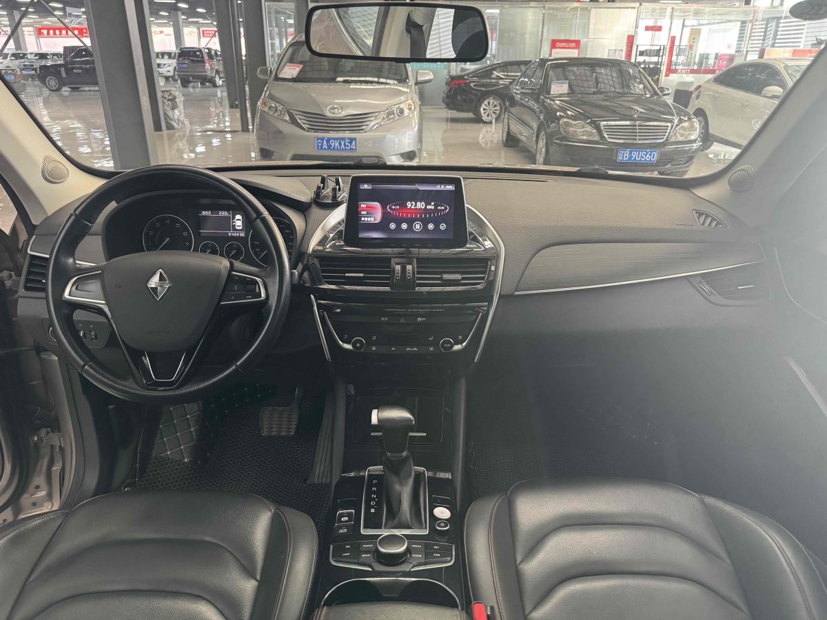 2019年7月寶沃 BX5  2017款 20TGDI 自動兩驅(qū)先鋒型