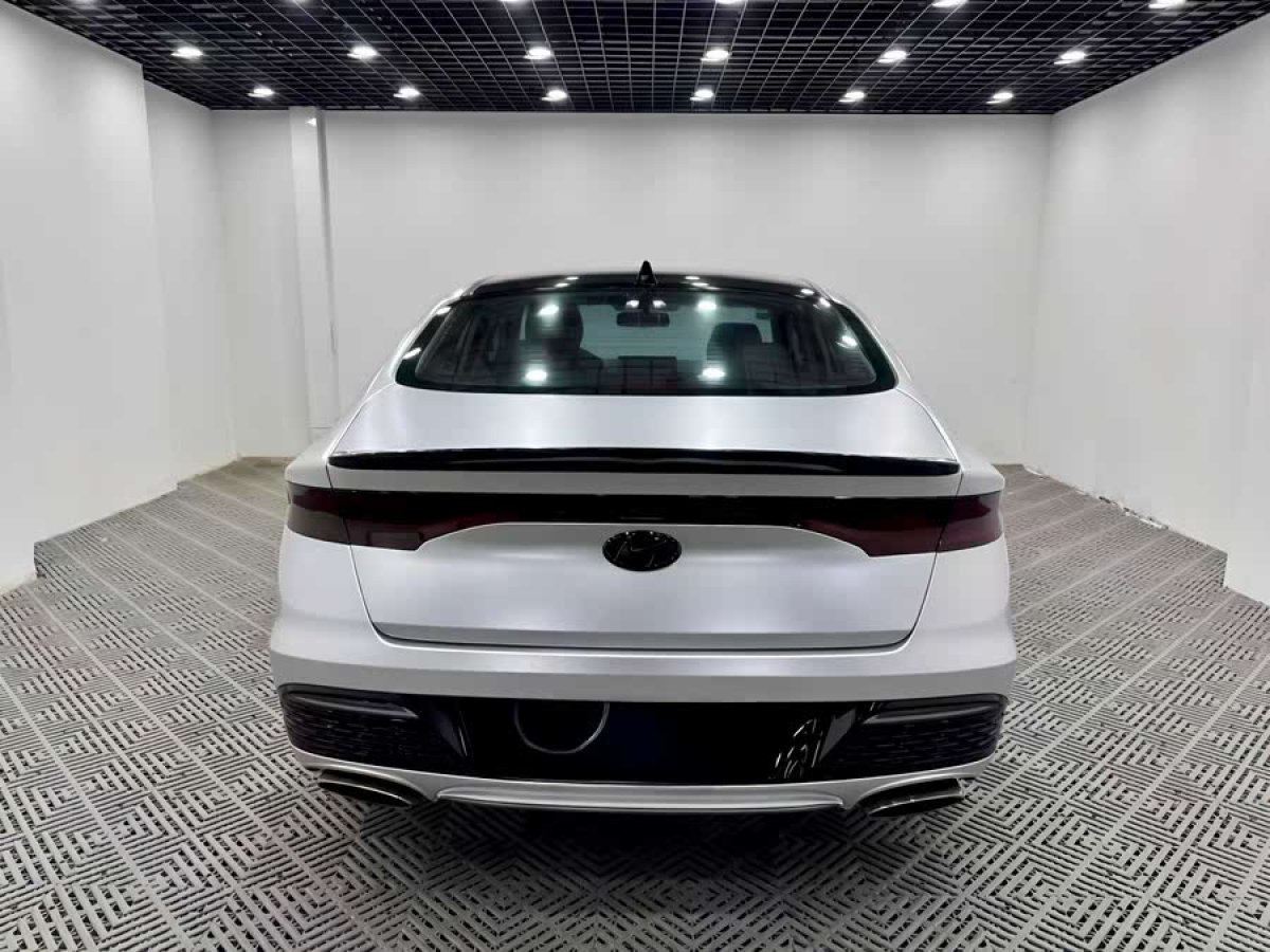 現(xiàn)代 菲斯塔  2021款 280TGDi 勁享版圖片