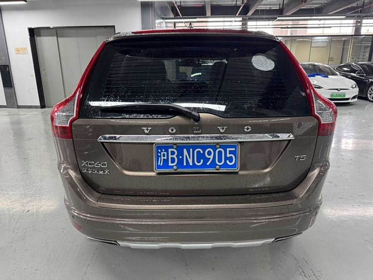 沃爾沃 XC60  2015款 T5 智進(jìn)版圖片