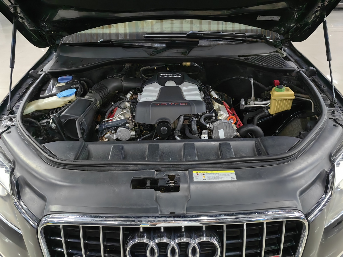 2011年8月奧迪 奧迪Q7  2011款 3.0 TFSI 舒適型(200kW)