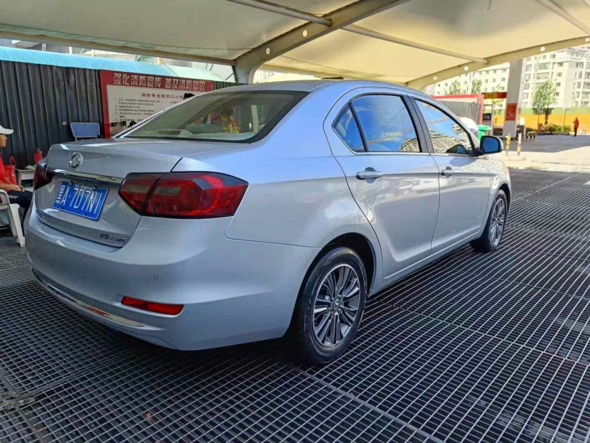 長(zhǎng)城 C30  2015款 1.5L 手動(dòng)精英型圖片