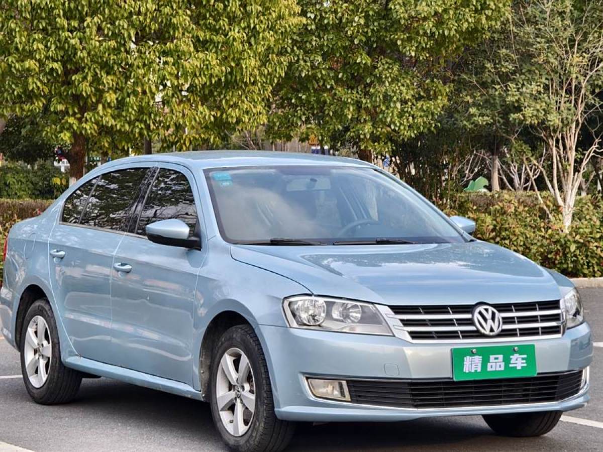 2014年3月大眾 朗逸  2014款 1.4TSI DSG藍(lán)驅(qū)技術(shù)版