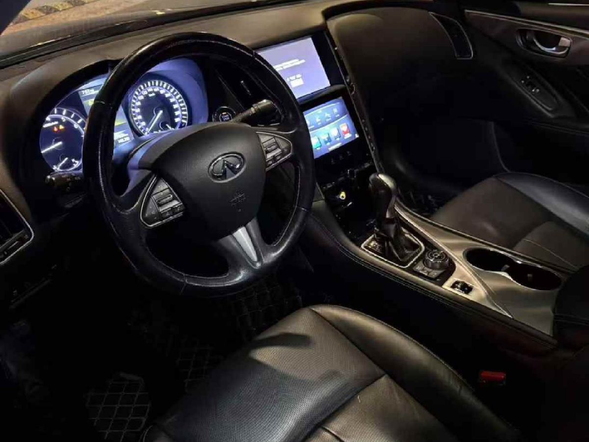 英菲尼迪 Q50L  2016款 2.0T 悅享版圖片