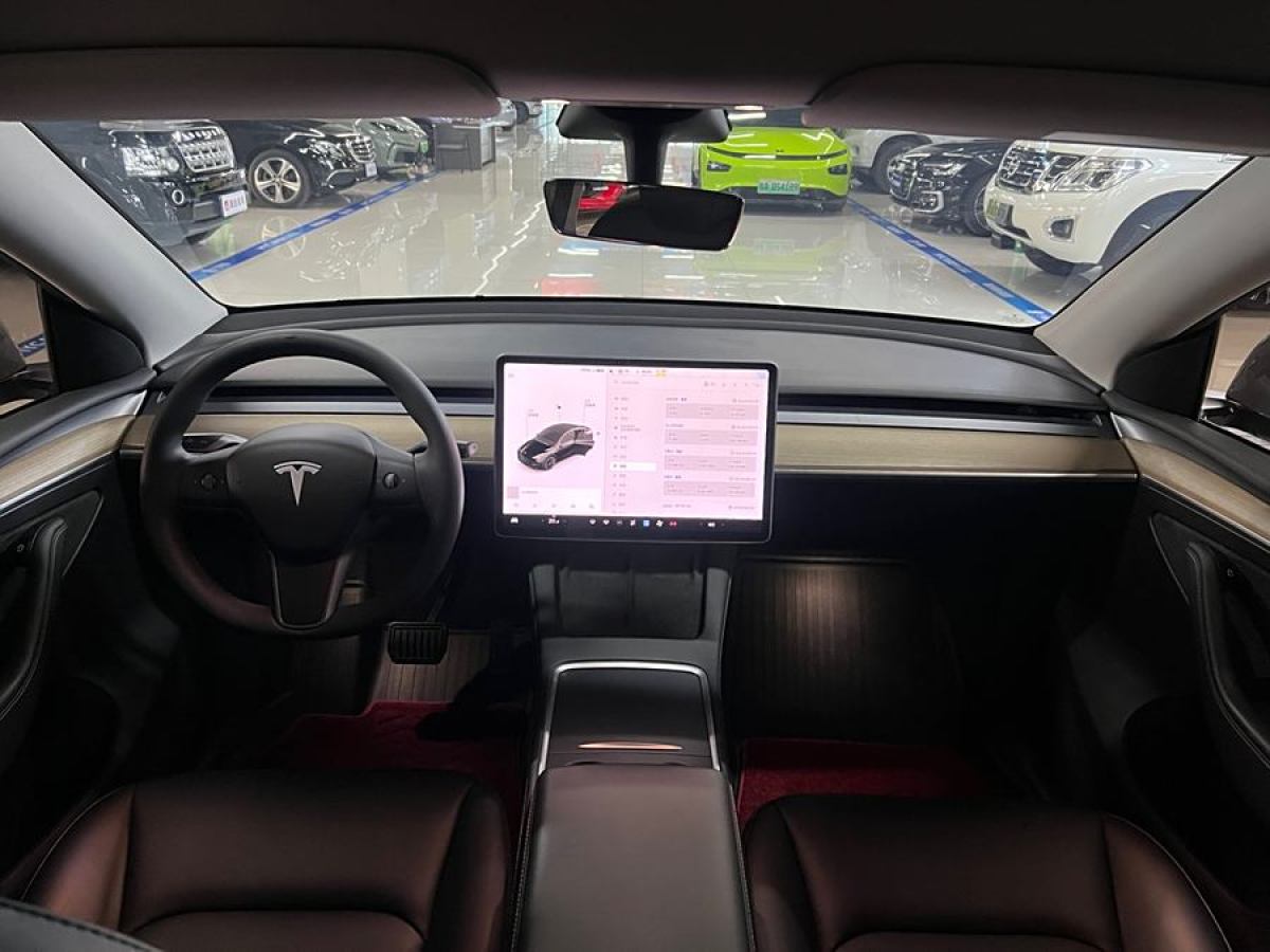 特斯拉 Model 3  2021款 改款 標準續(xù)航后驅(qū)升級版圖片