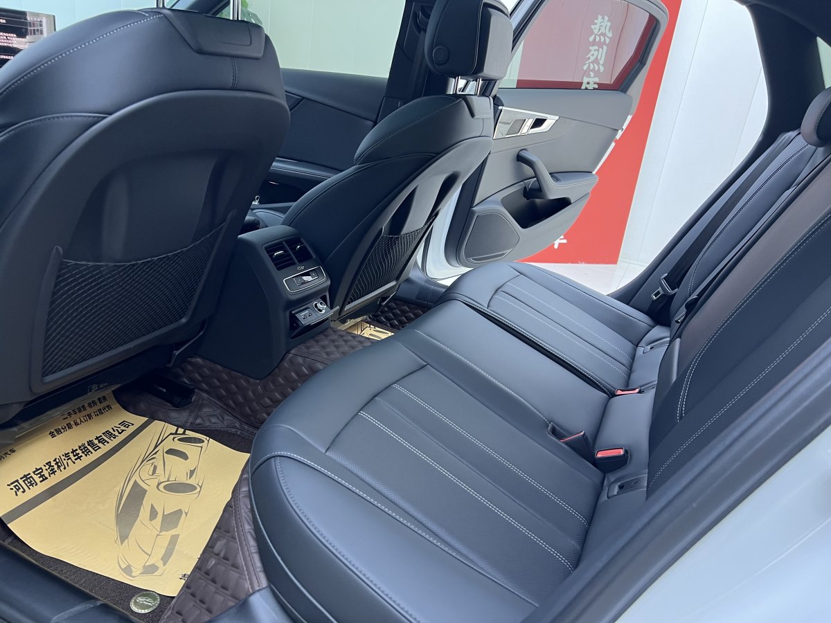 奧迪 奧迪A4L  2024款 40 TFSI 豪華動感型圖片