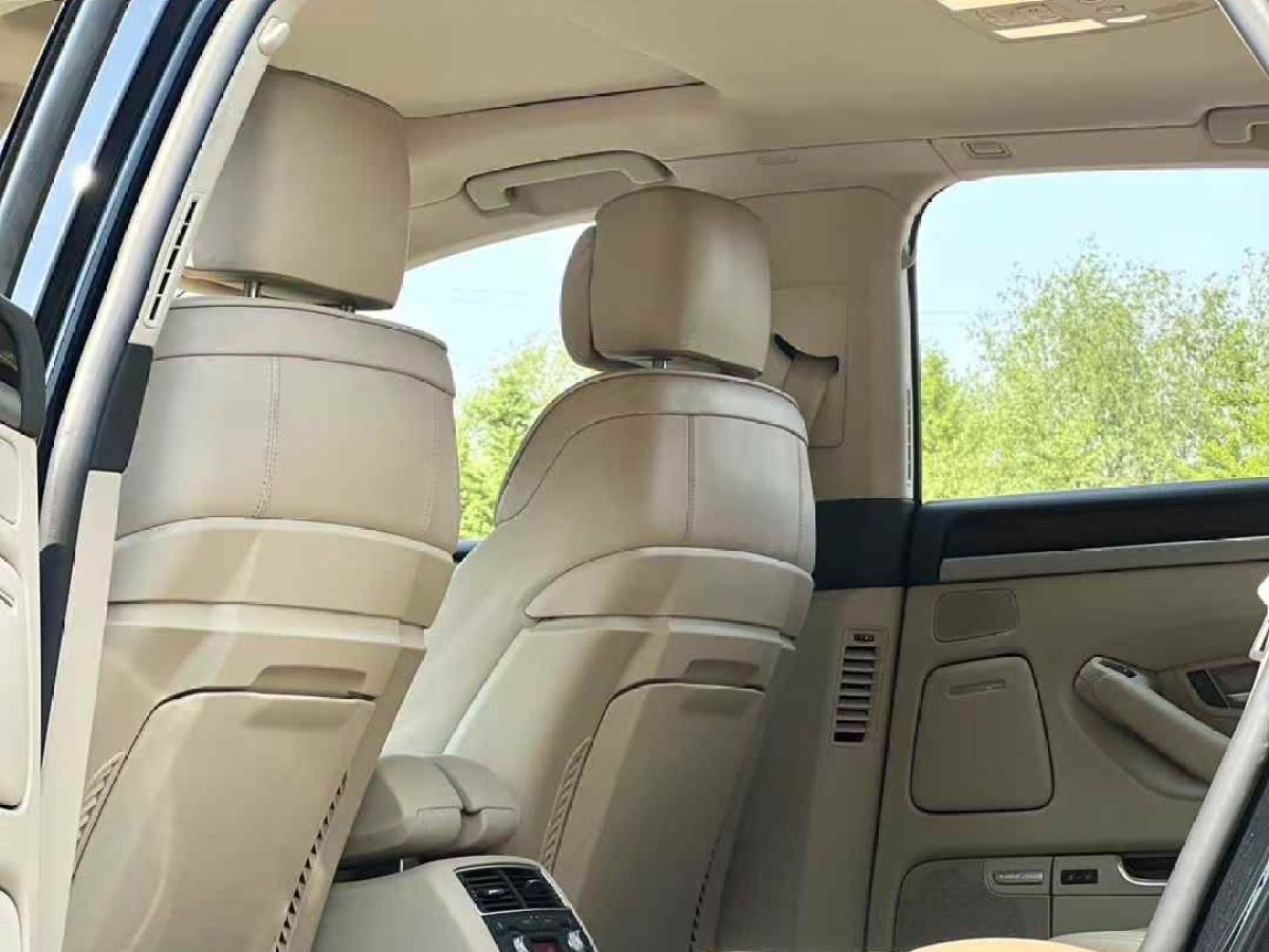 奧迪 奧迪A8  2008款 A8L W12 6.0 Quattro 專享尊崇型圖片