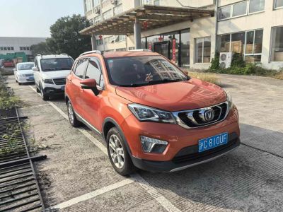 2016年10月 長(zhǎng)安 CS15 1.5L 手動(dòng)尊貴版圖片