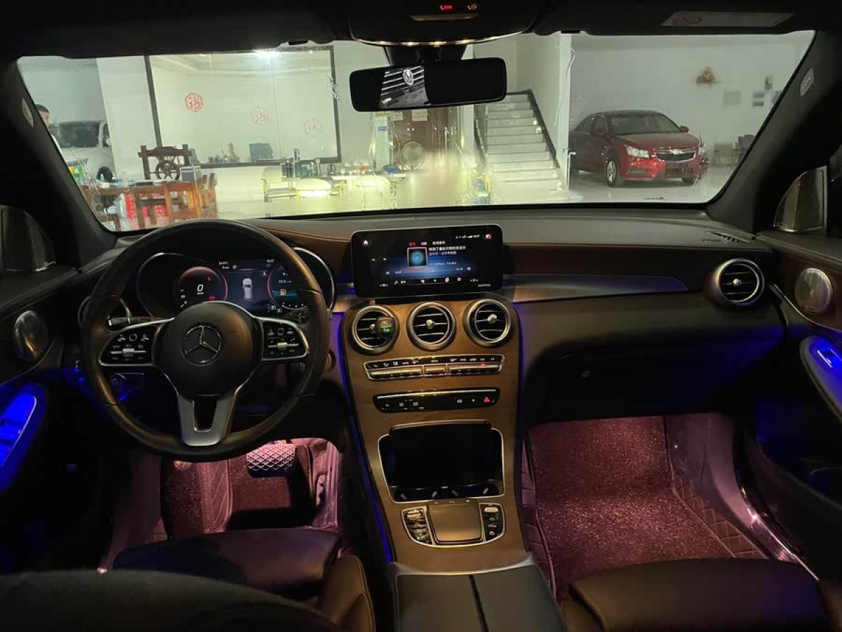 奔馳 奔馳GLC  2025款 改款 GLC 260 L 4MATIC 豪華型圖片