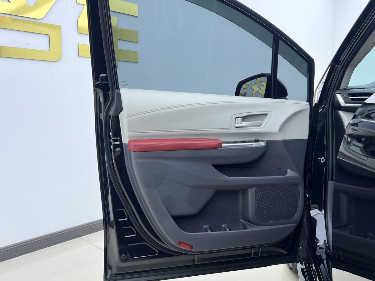 豐田 賽那SIENNA  2023款 2.5L混動 舒適版圖片