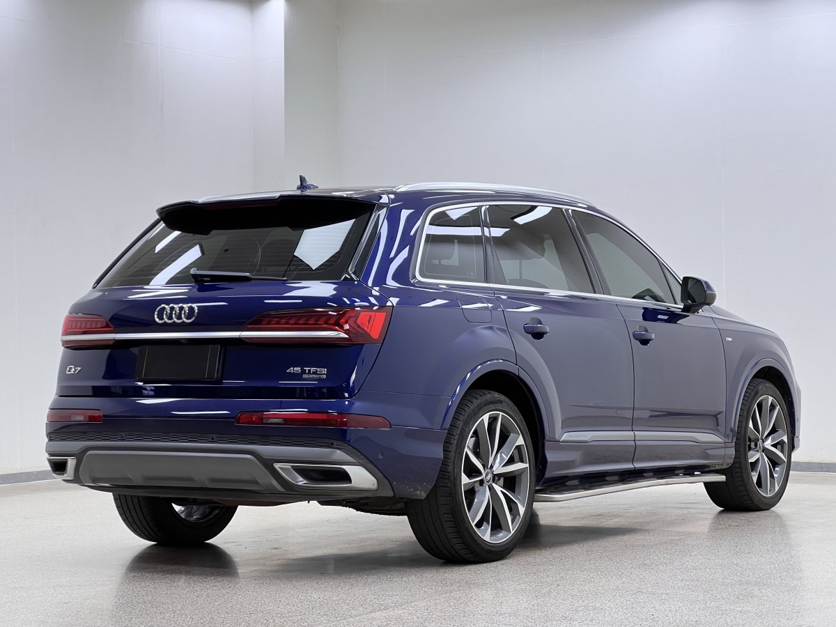 2021年9月奧迪 奧迪Q7  2023款 45 TFSI quattro S line運(yùn)動型