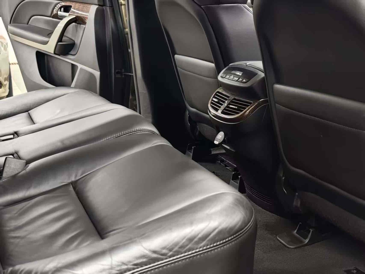 謳歌 MDX  2011款 3.7 標(biāo)準(zhǔn)尊享運(yùn)動(dòng)版圖片
