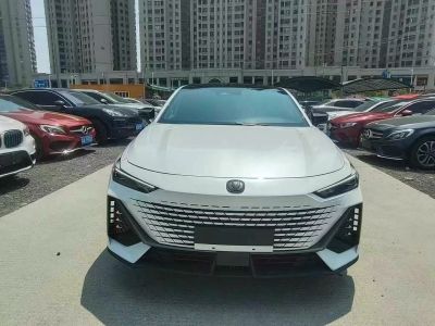 2023年1月 長(zhǎng)安 長(zhǎng)安UNI-V 1.5T 尊享型圖片