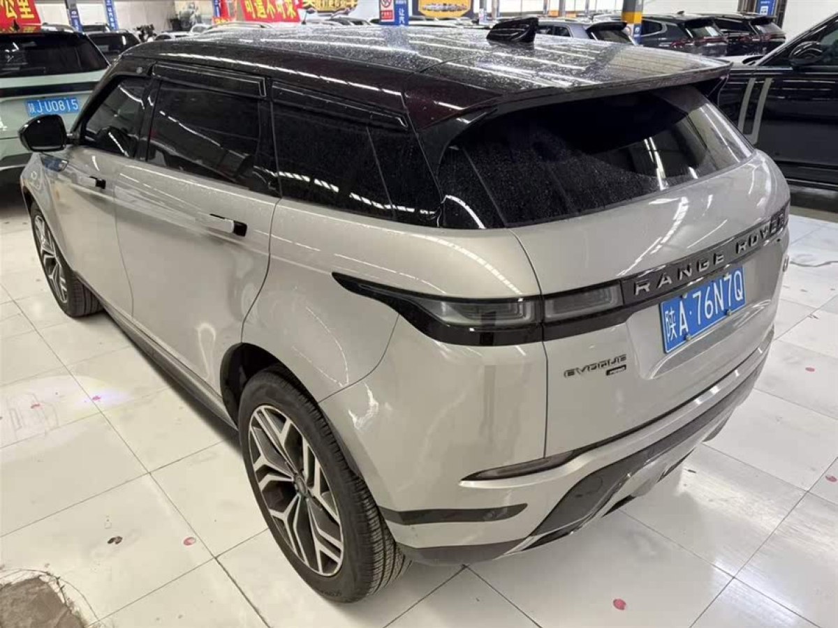 路虎 攬勝極光  2021款 極光L 249PS R-Dynamic First edition 首發(fā)版圖片