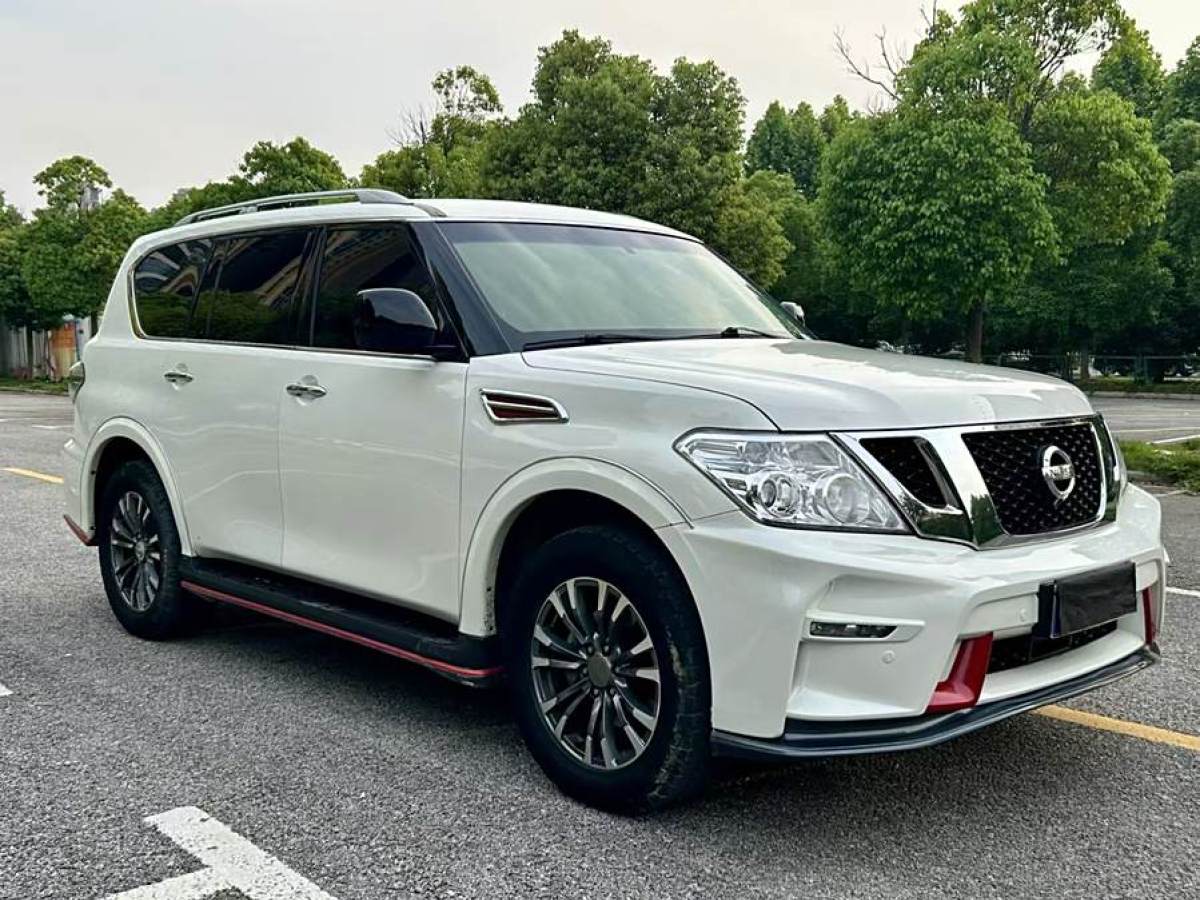 日產(chǎn) 途樂  2018款 4.0L 領(lǐng)英型圖片