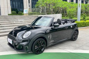 MINI MINI 2.0T COOPER S CABRIO 黑標特別版